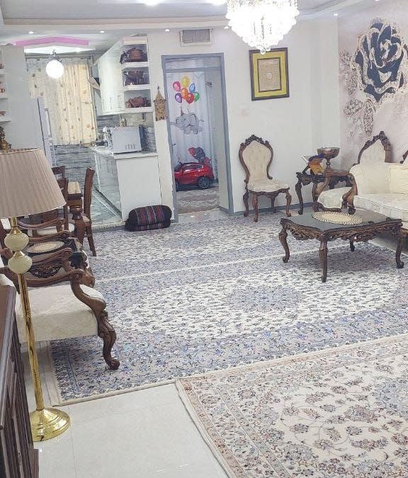 ملک با قدرالسهم در اندیشه